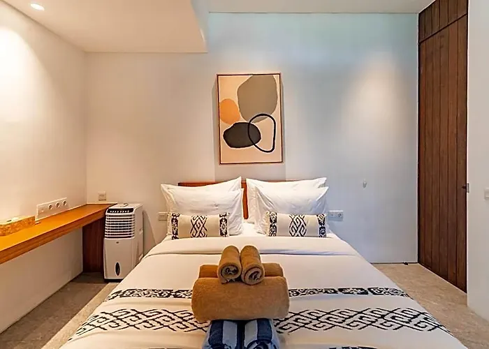 Botanika Estate Private Pool ホテル バリ島