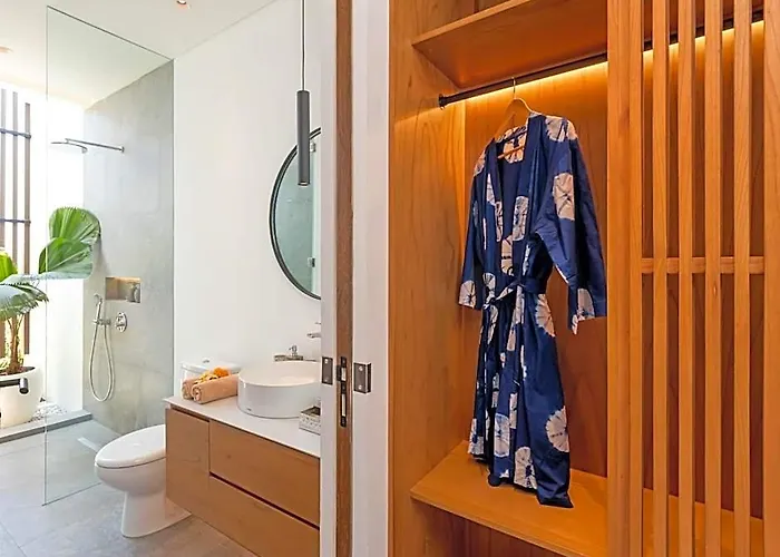 Botanika Estate Private Pool 4* バリ島